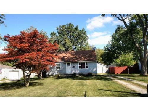414 Hilliard Rd, Elyria, OH 44035-3635