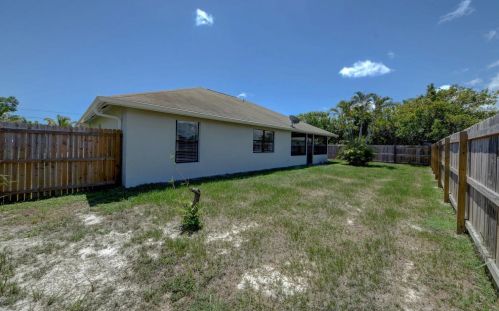 6568 Chugwater Cir, Port Saint Lucie FL  34983-2305 exterior