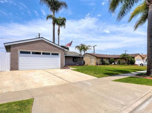 5281 Marion Ave, Cypress, CA 90630-4415