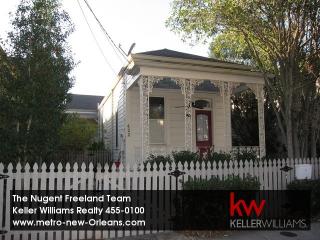 422 Nashville Ave, New Orleans LA  70115-2143 exterior