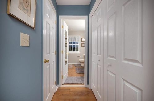 4721 Reston Dr, Easton PA  18040-6756 exterior