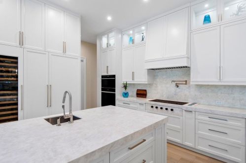 7 Country Rd, Boynton Beach FL  33436-5609 exterior