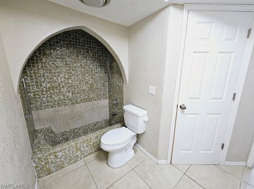 2911 5 Pl, Cape Coral FL  33904-3410 exterior