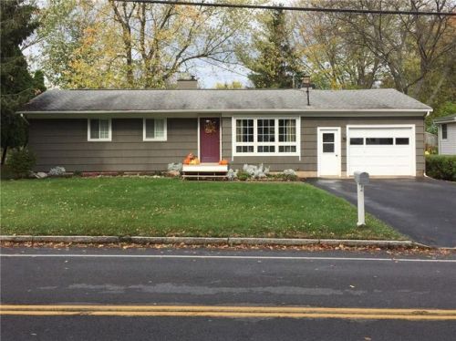 220 Buffalo St, Canandaigua, NY 14424-1014