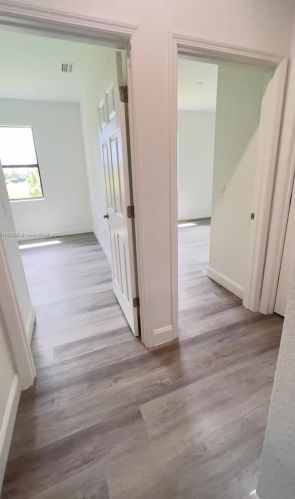 546 Aspen Ave, Lehigh Acres FL 33974-9613 exterior