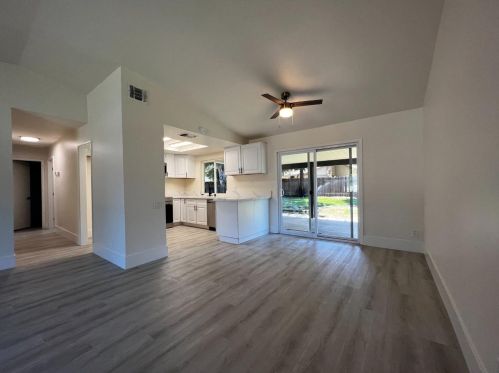 1597 Klamath River Dr, Rancho Cordova CA  95670-2756 exterior