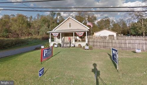 586 Old York Rd, Etters PA  17319-8819 exterior