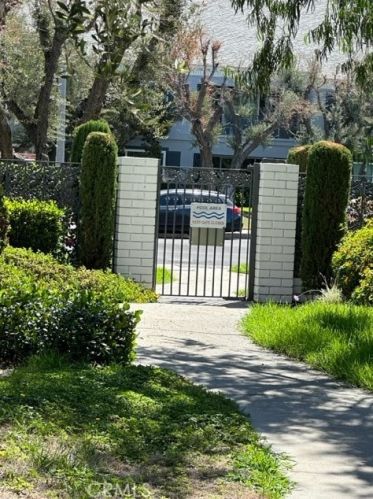 1631 Pomona Ave, Fullerton, CA 92832-3401