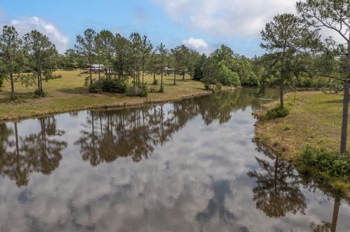 412 Millard Gainey Rd, Defuniak Springs FL  32435-4485 exterior
