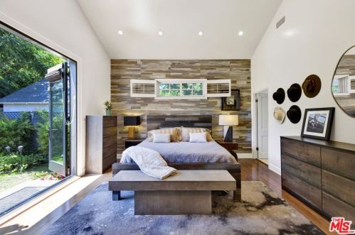 12202 Hartsook St, North Hollywood CA  91601-3961 exterior