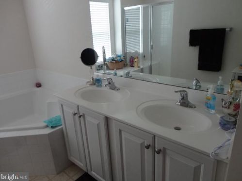 353 Harper Dr, Madison Mills VA  22960-1447 exterior