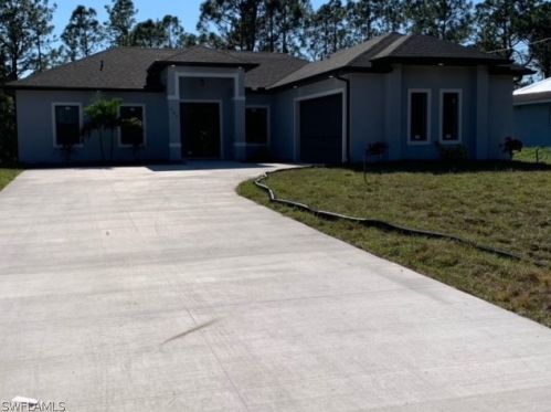 662 Nimitz Blvd, Lehigh Acres, FL 33974-5727