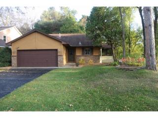 1194 Ravenswood St, Saint Paul, MN 55126-5603
