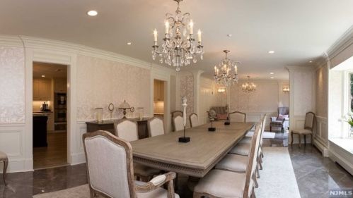 11 Glenwood Dr, Upper Saddle River NJ  07458-3303 exterior