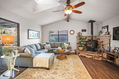 339 Black Oak Dr, Chico CA  95926-2100 exterior