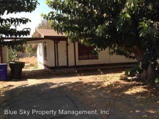 541 Newcomb St, Porterville CA  93257-1913 exterior