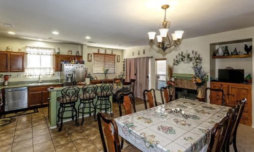 12617 Flintridge St, Victorville, CA 92392-8363