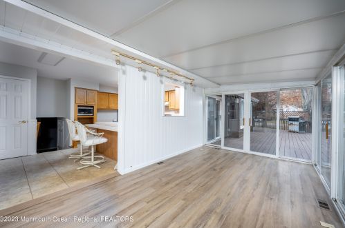 1 Brunswick Dr, Wall Township NJ  07731-1722 exterior