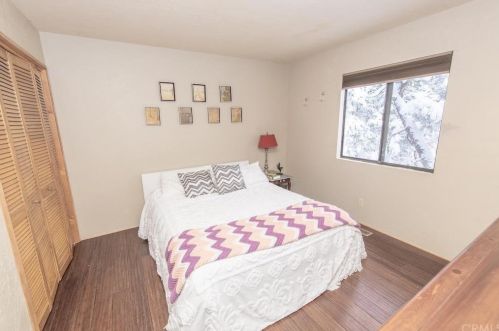 1113 Chimney Peak Rd, Big Bear City CA  92314-8871 exterior