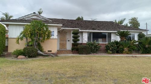 8533 Dacosta St, Downey, CA 90240-4012