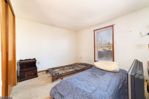 85 Haggerty Rd, Wantage NJ  07461-2709 exterior