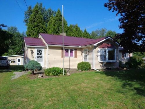 549 Mercer Rd, Greenville, PA 16125-9797