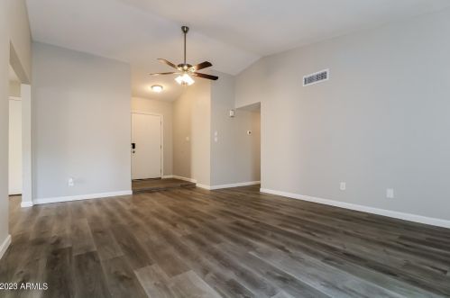 4029 Christy Dr, Phoenix AZ  85029-3926 exterior
