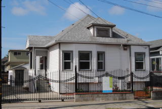 3047 Logan St, Oakland, CA 94601-1926