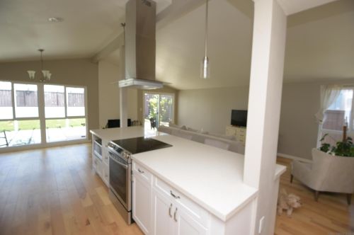 9182 Ronda Ave, San Diego, CA 92123-3554