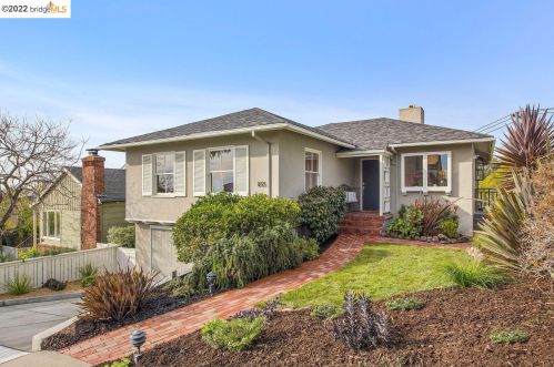 855 Glendome Cir, Oakland, CA 94602-1411