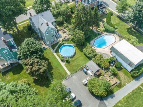 17 Linwood Ave, Fredon, NJ 07860-1605