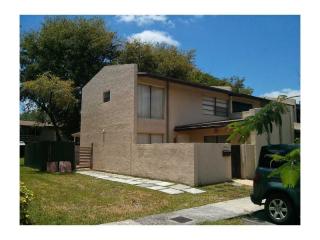 10968 70th Ter, Miami, FL 33173-2145