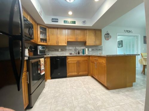 4139 6th Ave, Cape Coral FL  33914-5815 exterior