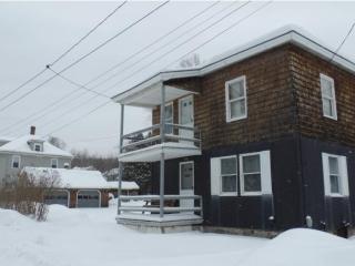 350 Derrah St, Berlin, NH 03570-3604