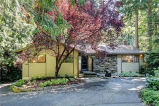 15326 Old Redmond Rd, Redmond, WA 98052-6837