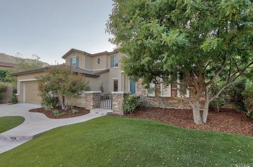 24943 Greensbrier Dr, Santa Clarita, CA 91381-1827
