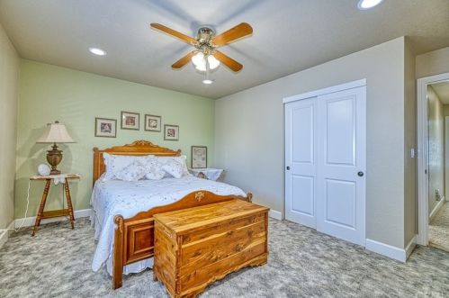 19780 Honey Hill Dr, Middletown CA  95467-8380 exterior