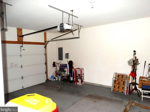 21 Holly Ct, Lees Cross Roads PA  17257-8749 exterior