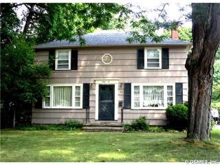 66 Tindale Dr, Rochester, NY 14622-1140
