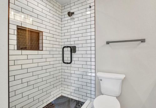 702 Carleton Dr, Richardson TX  75081-5906 exterior