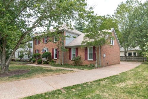 218 Gloucester St, Franklin, TN 37064-3220