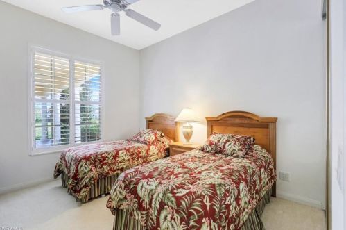 3132 Dominica Way, Naples FL 34119-1606 exterior