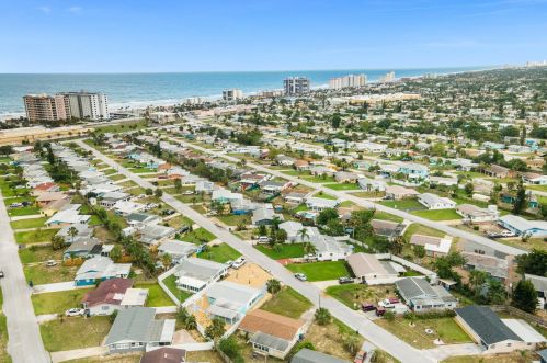 35 Azalea Dr, Ormond Beach FL  32176-3507 exterior