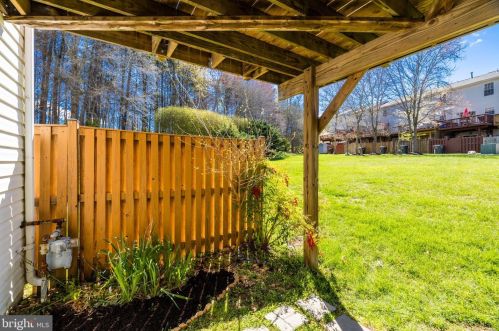 3581 Sherbrooke Cir, Woodbridge VA  22192-7033 exterior