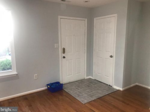 4844 Texas Ave, Washington, DC 20019-4127