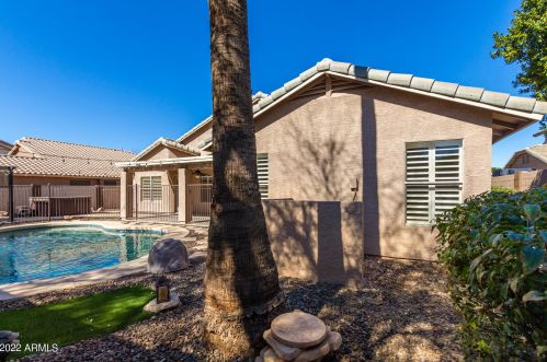 1455 Toledo St, Gilbert AZ  85295-5614 exterior