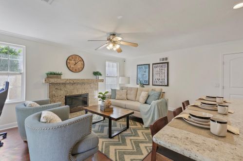 7180 Orchard Dr, Gilroy CA  95020-6307 exterior