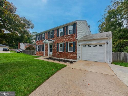 3272 Holly Berry Ct, Falls Church VA  22042-3315 exterior