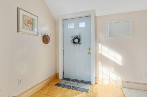 66 Yardarm Dr, Mashpee MA 02649-3658 exterior