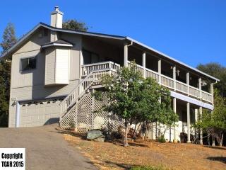 12637 Cresthaven Dr, Groveland, CA 95321-9520